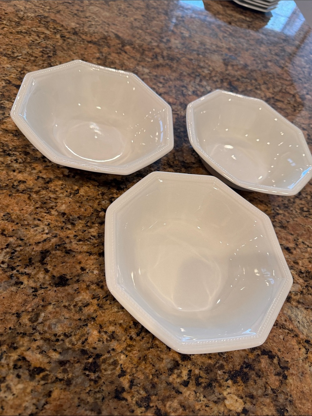 Johnson Bros. Heritage White set of 3 coupe cereal bowls octagon shape bead